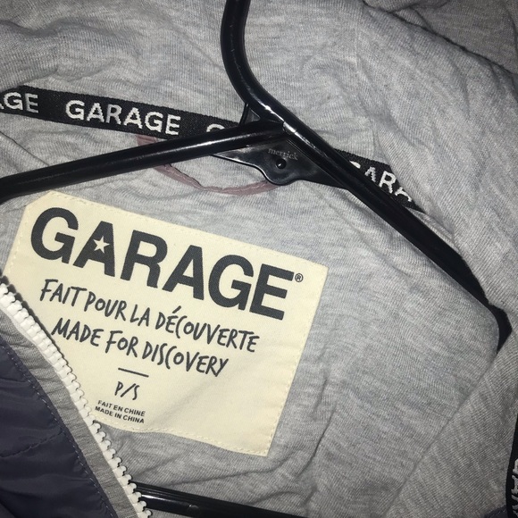 Brand: Garage - Picture 2 of 2